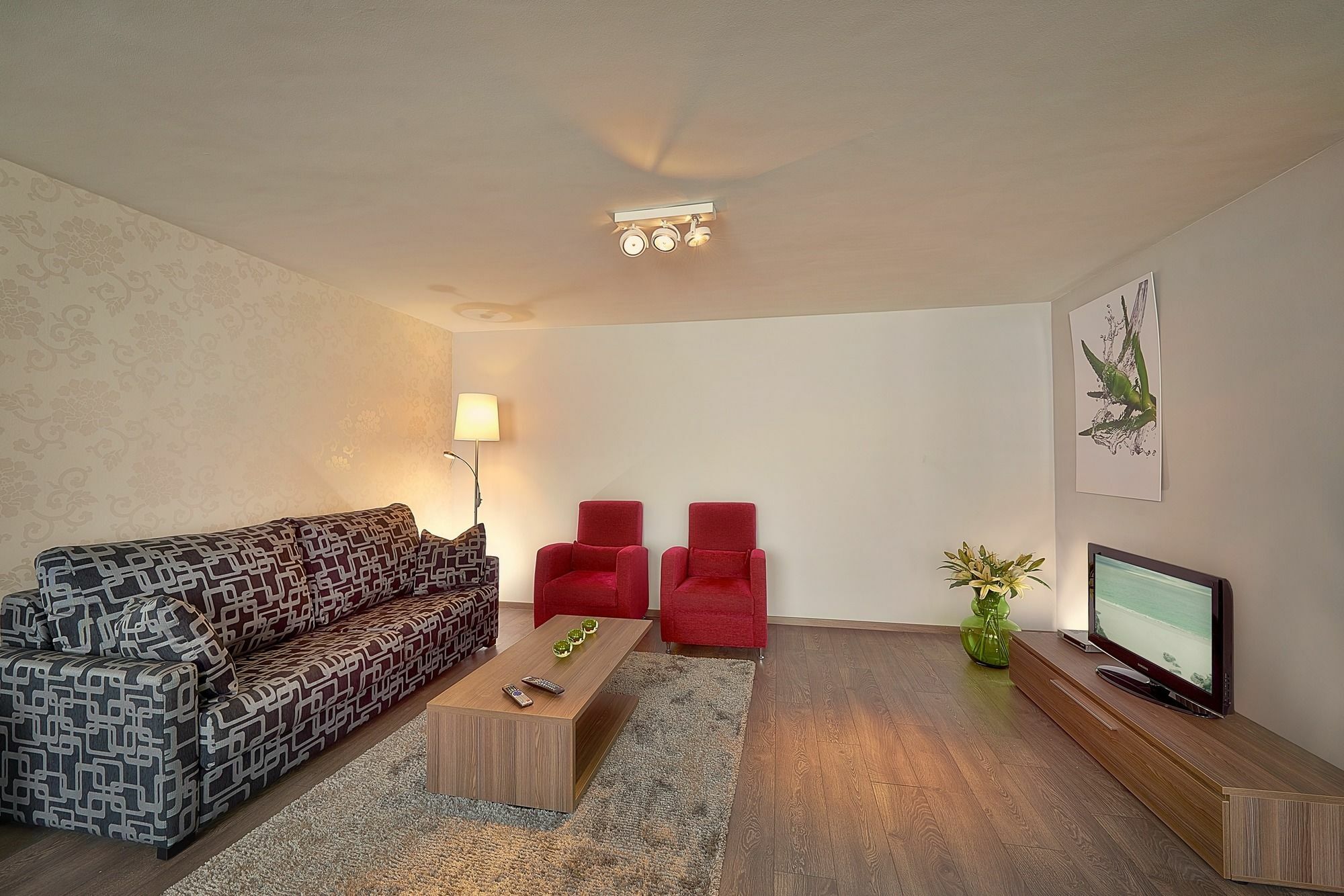 Thon Florence Apartahotel 4*